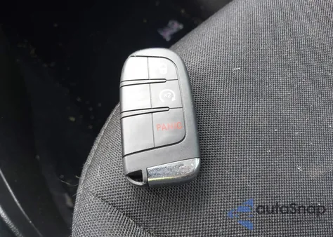 2020 Jeep Renegade Jeepster 4X4 z USA, uszkodzony, nr VIN ZACNJBAB0LPM08654